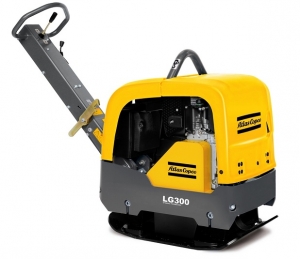 Виброплита Atlas Copco LG 300 Honda. 265кг ― "Элтим" Алмазные диски, станки для резки камня, виброплиты, клей для камня.